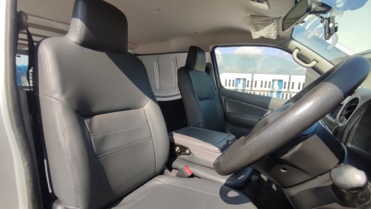 Nissan NV350 2.5 Manual